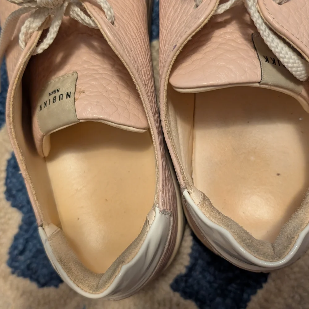 Women's Light Pink Leather Sneakers Size 9